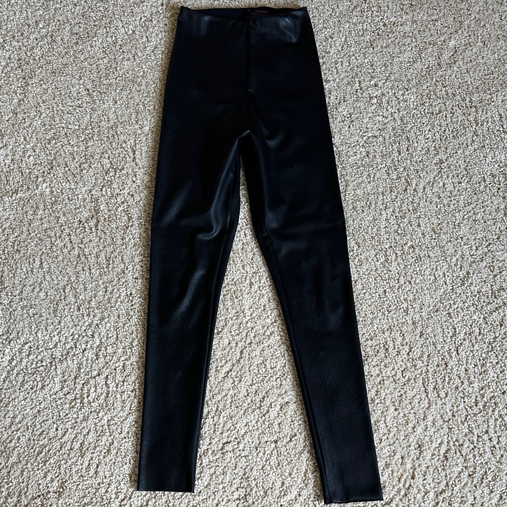 Commando Black Leggings